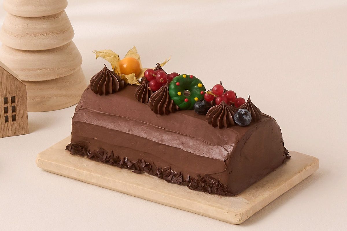 Cedele Flourless Chocolate Logcake