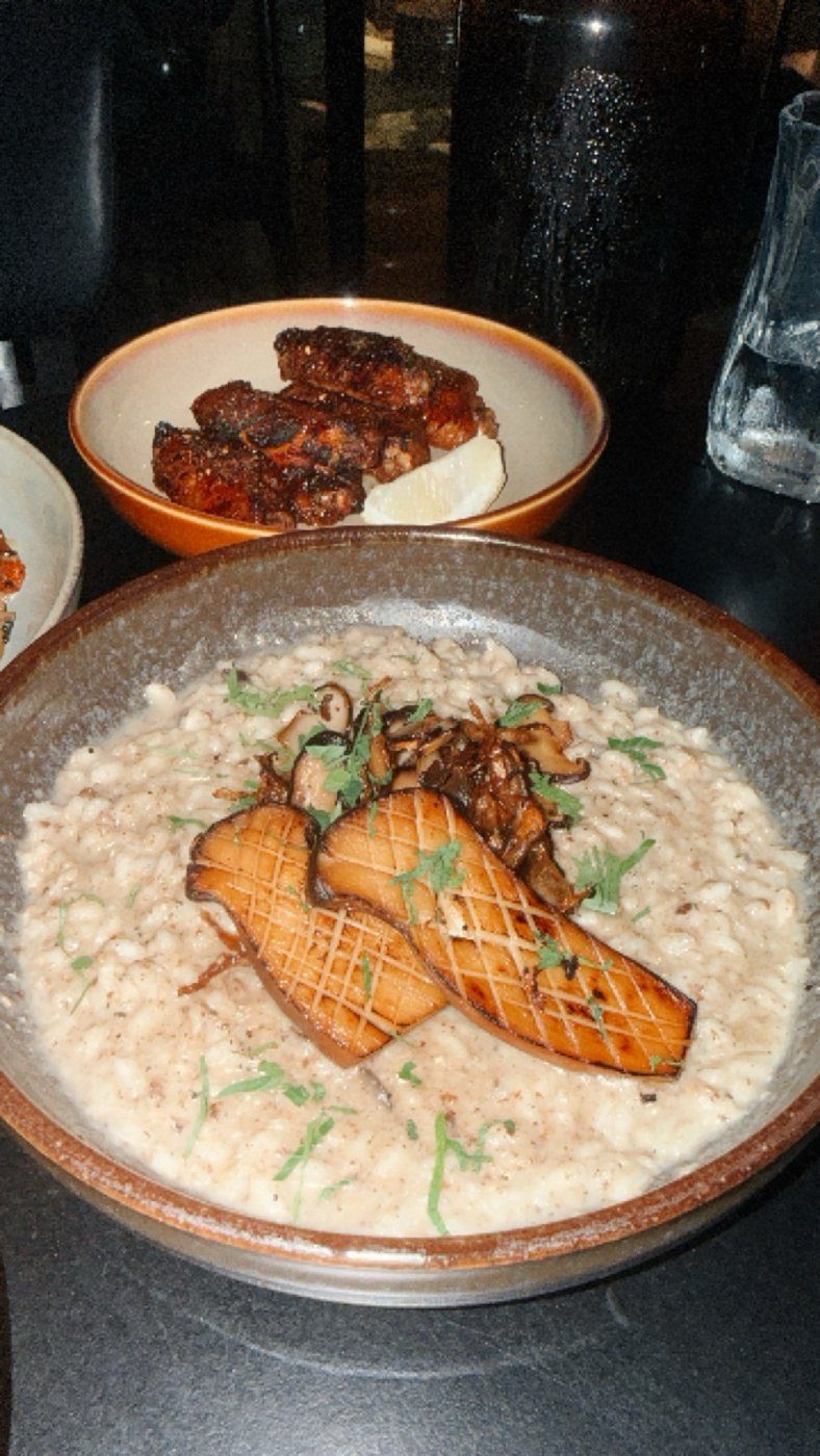 Mushroom risotto topped with grilled mushrooms at Cheeselads