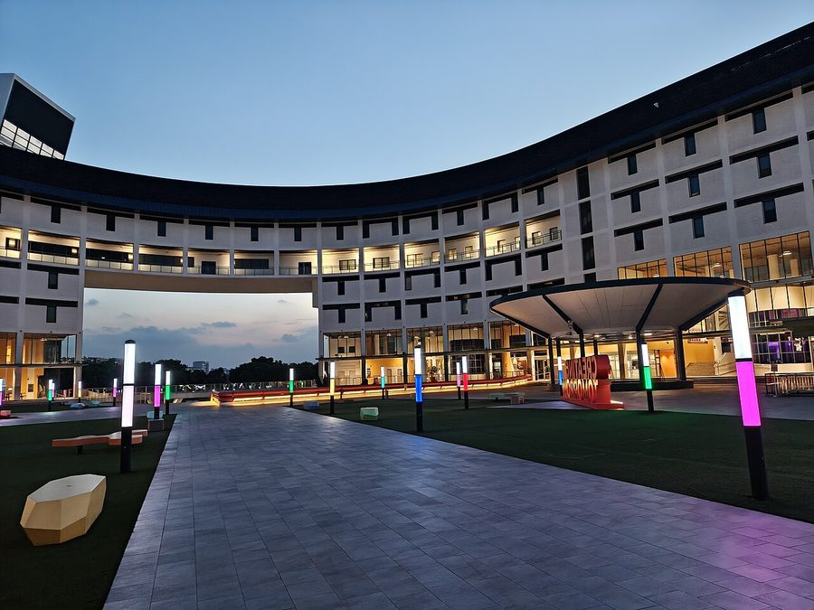 Student Deals in Singapore 2026: 11 Discounts Checked (Food, Transport, Attractions)