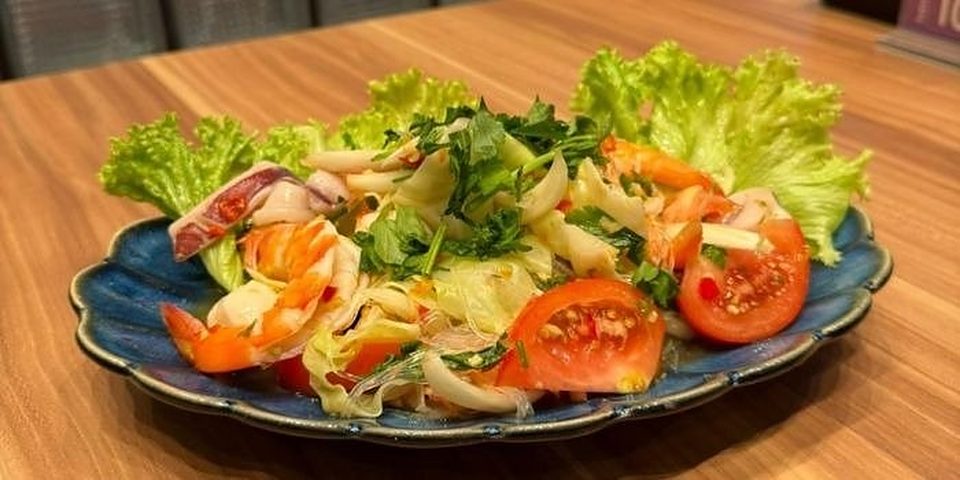 Thai seafood glass noodle salad with prawns and squid at 2GATHER
