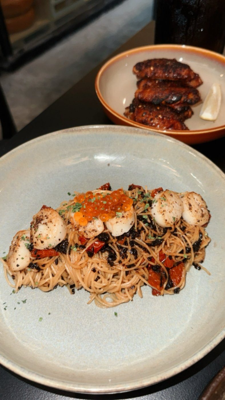 Pan-seared scallops on angel hair pasta with ikura at Cheeselads