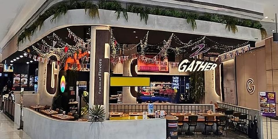The 2GATHER shopfront at Suntec Tower 2