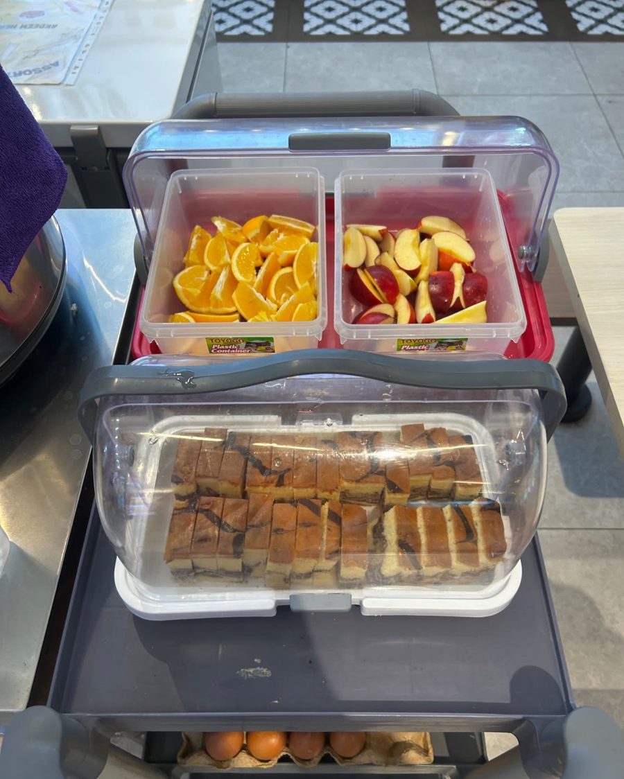 Cut fruit and cake on the Family Hakata dessert counter