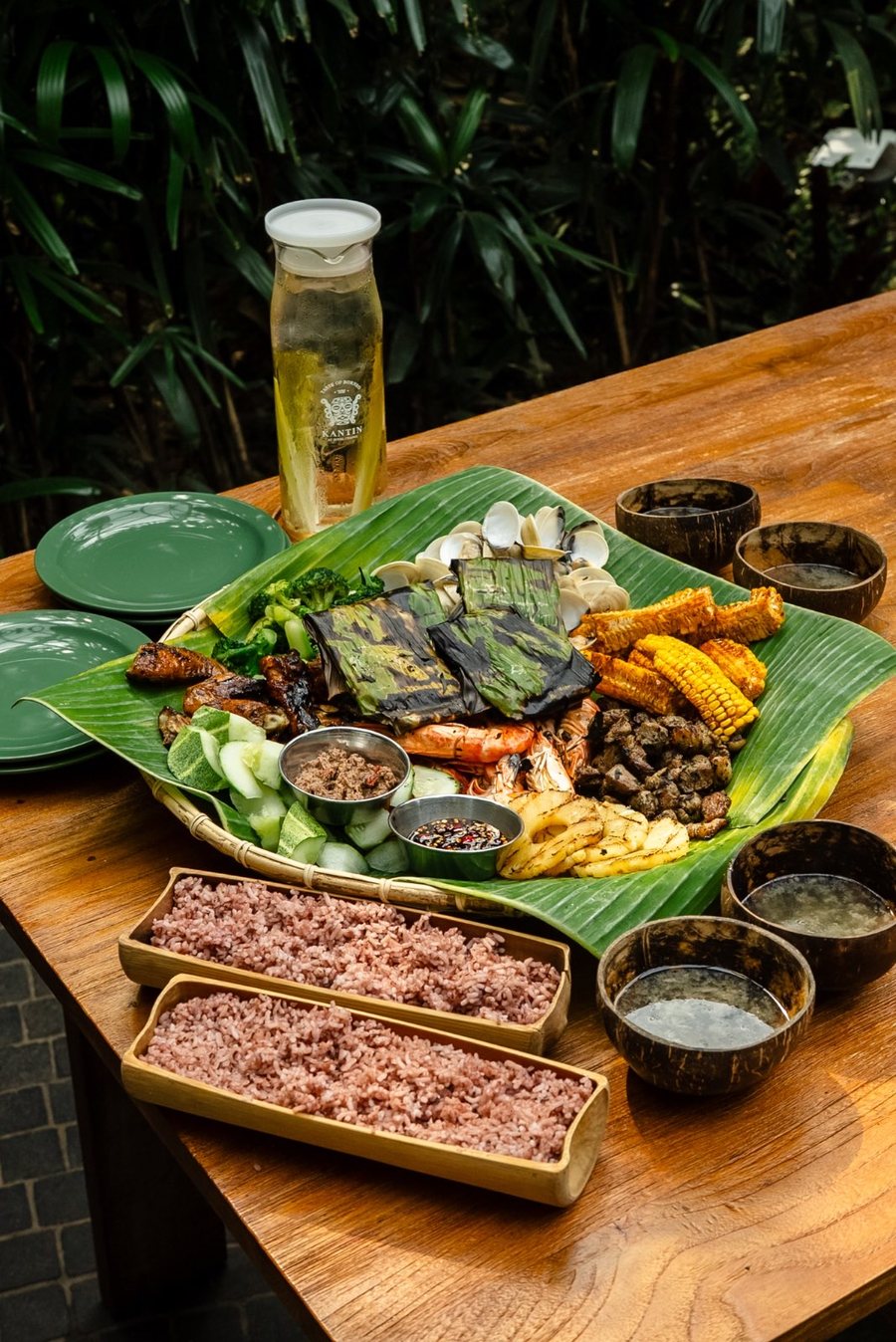 The Headhunter Feast Platter, for three to five people
