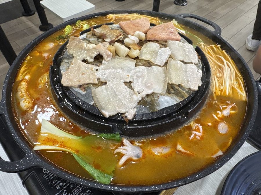 The charcoal pan at Family Mookata