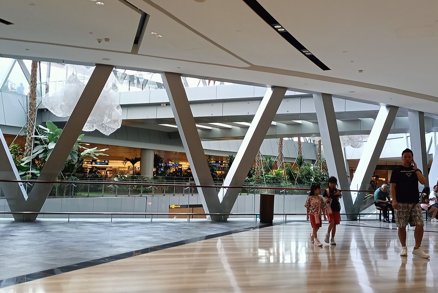 What to eat at Jewel Changi Airport